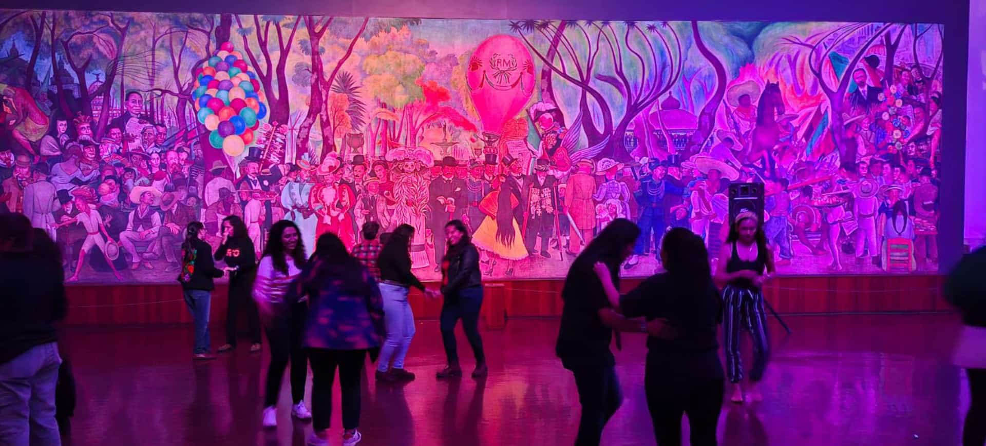Ágora Café y beats de Orgullo en el Museo Mural Diego Rivera